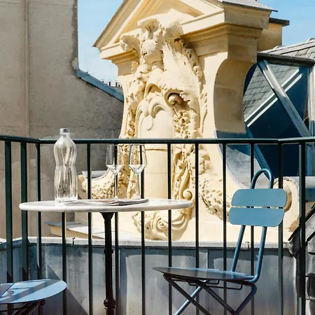 Edgar Louvre - Jour Aparthotel