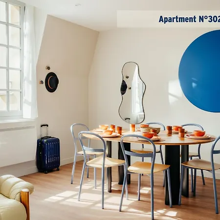 Edgar Louvre - Jour Paris